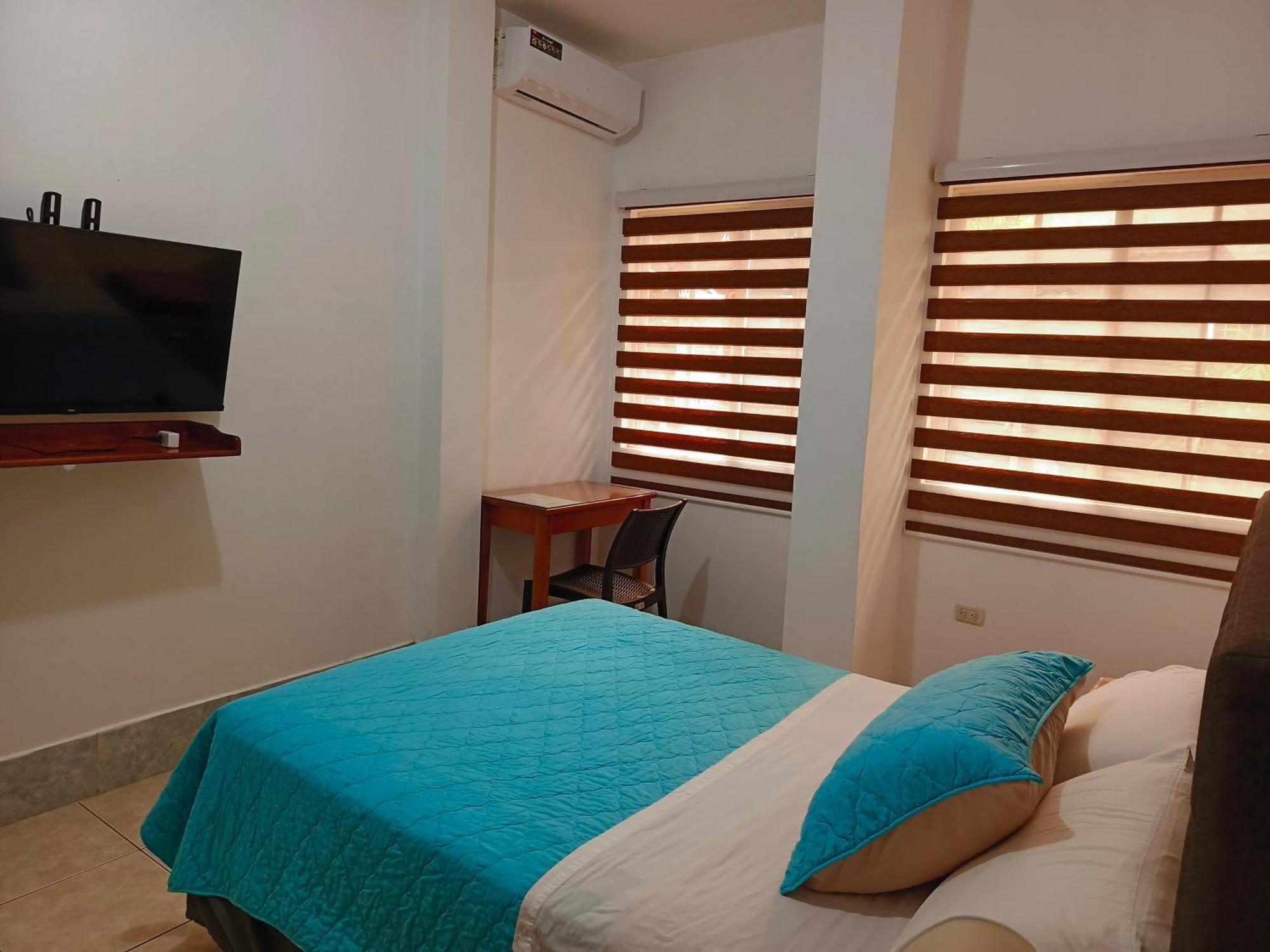 Teresita'S House Suites Con Cocina Privada بويرتو بكويريزو مورينو المظهر الخارجي الصورة