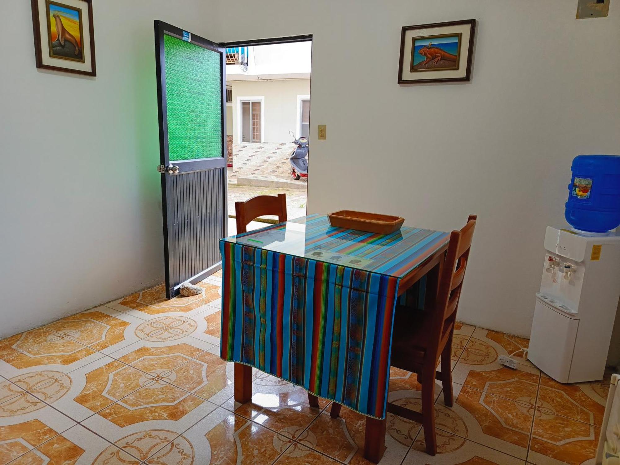 Teresita'S House Suites Con Cocina Privada بويرتو بكويريزو مورينو المظهر الخارجي الصورة